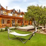 Orange Garden Hotel