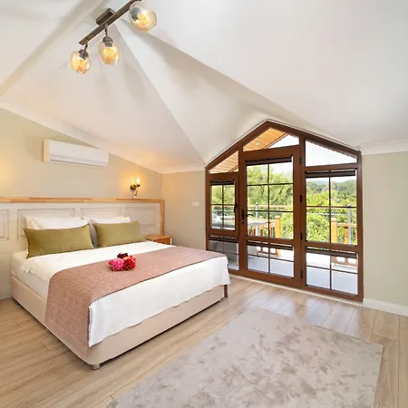 Orange Garden Hotel