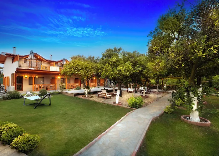 Orange Garden Hotel