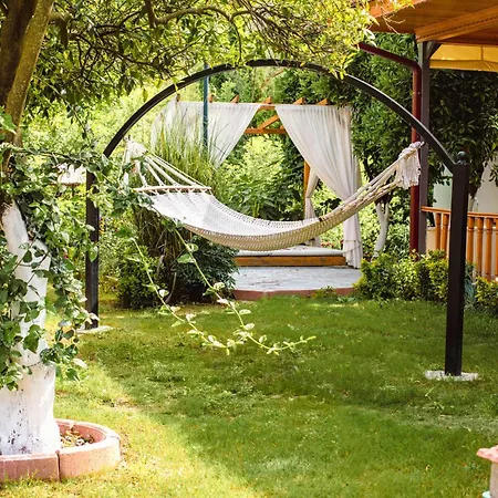 Hotel Orange Garden *