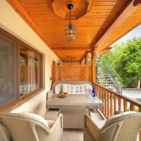 Orange Garden Hotel