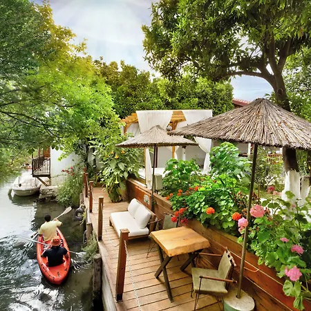 Hotel Orange Garden